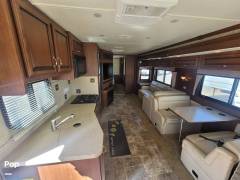 2013 Fleetwood Bounder 33C, $ 49,900