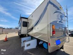 2013 Fleetwood Bounder 33C, $ 49,900