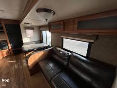 2016 Gulf Stream Kingsport 29SBSE, $ 12,000