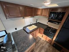 2016 Gulf Stream Kingsport 29SBSE, $ 12,000