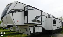 2021 Prime Time Crusader 382MBH, $ 39,900