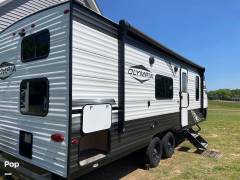 2022 Highland Ridge Olympia 26BH, $ 28,000