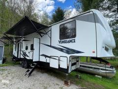 2019 Forest River Vengeance 345A13, $ 55,700