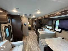 2020 Thor Motor Coach A.C.E. 32.3, $ 99,000