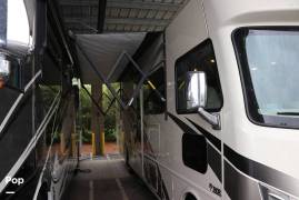 2020 Thor Motor Coach A.C.E. 32.3, $ 99,000