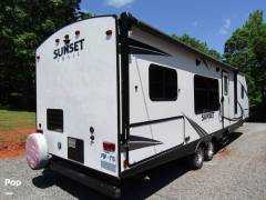 2019 CrossRoads Sunset Trail Super Lite 291RK, $ 22,000