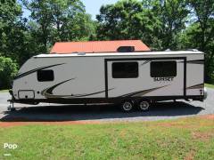 2019 CrossRoads Sunset Trail Super Lite 291RK, $ 22,000