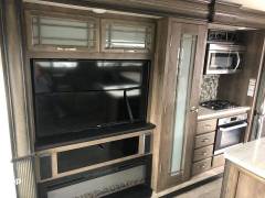 2019 Keystone Montana 3811MS, $ 35,900