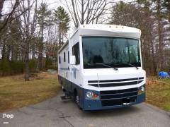 2016 Winnebago Brave 27B, $ 71,700