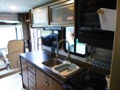 2016 Winnebago Brave 27B, $ 71,700