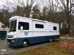 2016 Winnebago Brave 27B, $ 71,700