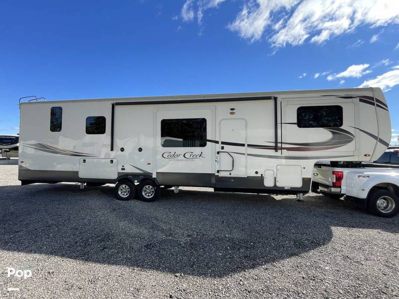 2020 Forest River Cedar Creek Silverback 37FLB, $ 58,000