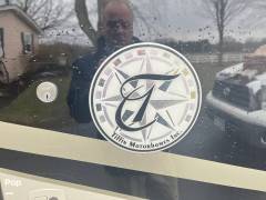 2013 Tiffin Allegro Breeze 32BR, $ 107,000