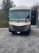 2018 Fleetwood Storm 32A, $ 109,000