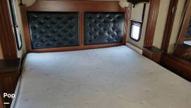 2014 Forest River Berkshire 400QL, $ 118,000