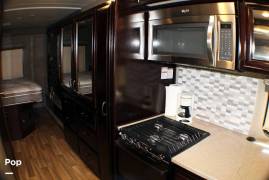 2017 Thor Motor Coach Quantum WS31, $ 75,300