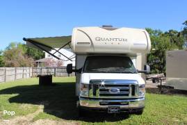 2017 Thor Motor Coach Quantum WS31, $ 75,300