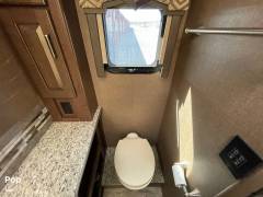 2019 Thor Motor Coach Hurricane 35M, $ 108,000