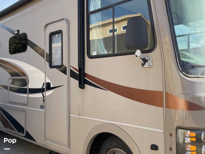 2016 Coachmen Pursuit 31BD, $ 59,000