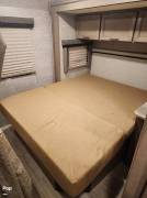 2021 Thor Motor Coach Daybreak 22DB, $ 87,400
