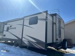 2016 Prime Time Crusader 337QBH, $ 26,000