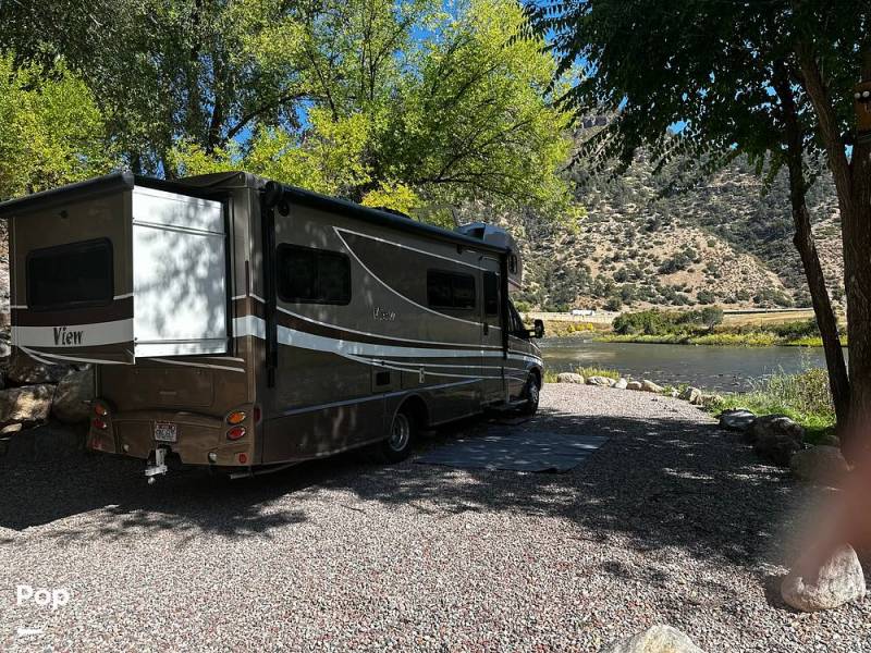 2017 Winnebago View 24G, $ 110,000