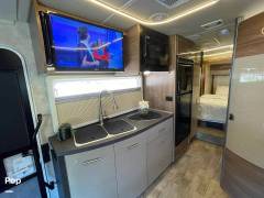 2017 Winnebago View 24G, $ 110,000