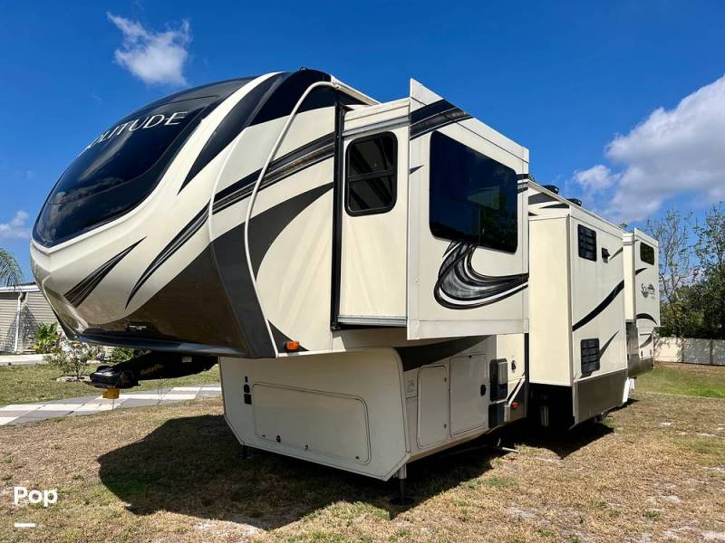 2019 Grand Design Solitude 380FL, $ 45,000