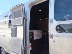 2016 Airstream Classic 30 Twin, $ 49,500