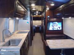 2016 Airstream Classic 30 Twin, $ 49,500