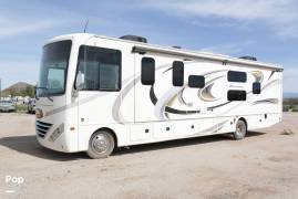 2017 Thor Motor Coach Hurricane 34J, $ 71,800