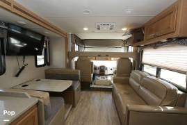 2017 Thor Motor Coach Hurricane 34J, $ 71,800