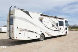 2017 Thor Motor Coach Hurricane 34J, $ 71,800