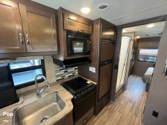 2017 Thor Motor Coach A.C.E. 30.3, $ 63,000