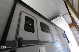 2021 Highland Ridge Open Range 371MBH, $ 72,000