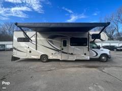 2018 Thor Motor Coach Chateau 31W, $ 57,500