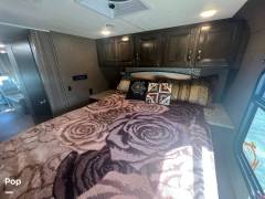 2018 Thor Motor Coach Chateau 31W, $ 57,500