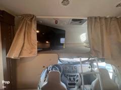 2018 Thor Motor Coach Chateau 31W, $ 57,500