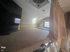 2018 Thor Motor Coach Chateau 31W, $ 57,500