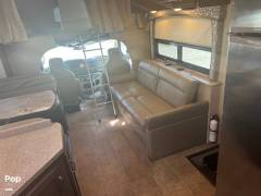2018 Thor Motor Coach Chateau 31W, $ 57,500