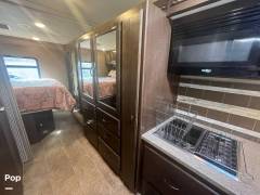 2018 Thor Motor Coach Chateau 31W, $ 57,500