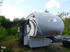 2013 Keystone Montana 338DB, $ 24,900