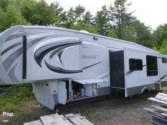2013 Keystone Montana 338DB, $ 24,900