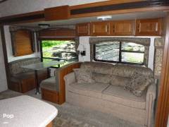 2013 Keystone Montana 338DB, $ 24,900