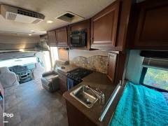 2014 Fleetwood Jamboree Searcher 25K, $ 32,000