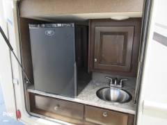 2018 Thor Motor Coach Windsport 29M, $ 72,500