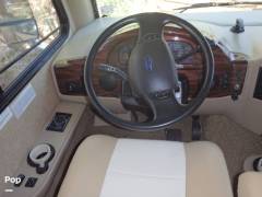 2014 Thor Motor Coach A.C.E. 30.1, $ 47,000