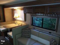 2014 Thor Motor Coach A.C.E. 30.1, $ 47,000