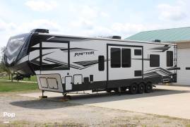 2022 Keystone Raptor 423, $ 63,900
