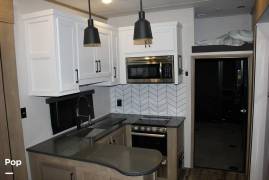 2022 Keystone Raptor 423, $ 63,900